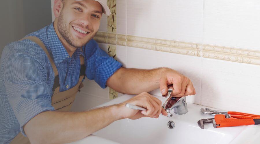 Handle or spout repair in Strawberry, CA